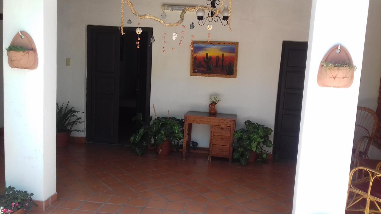 Hostal Tierra De Vinos Cafayate Luaran gambar