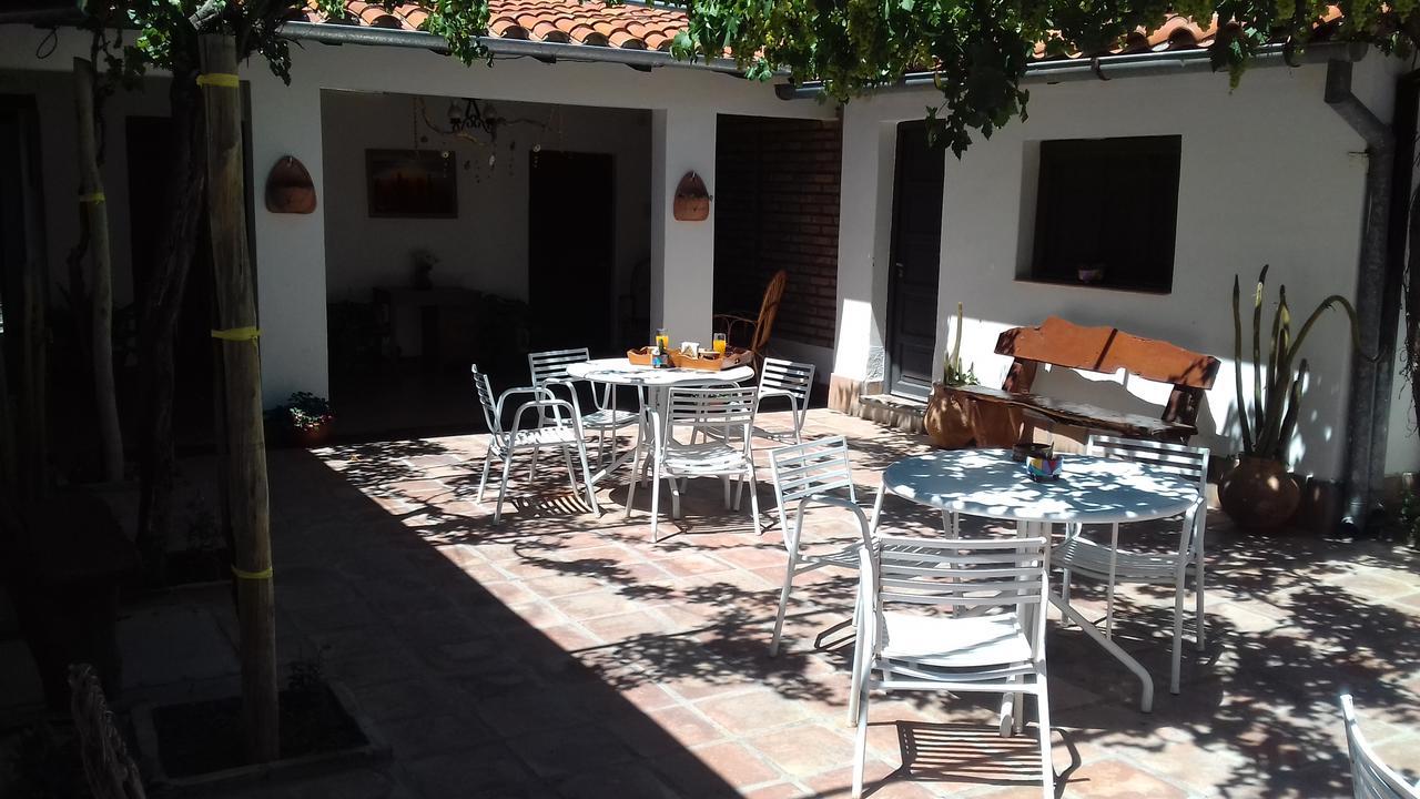 Hostal Tierra De Vinos Cafayate Luaran gambar